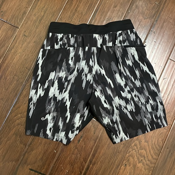 Lululemon T.H.E. Short *Luxtreme Liner 9" Rock Face Mercury Black Size Medium - Picture 7 of 15